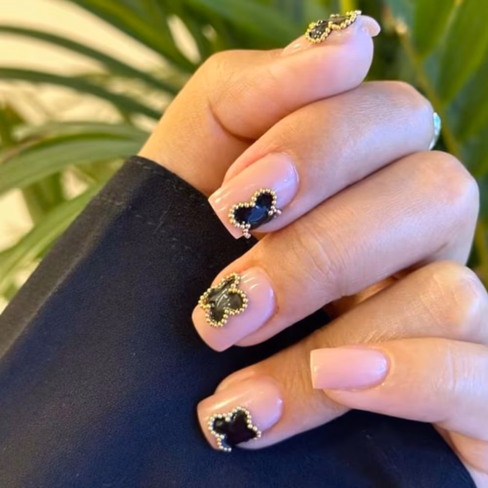 Manicure & Pedicure